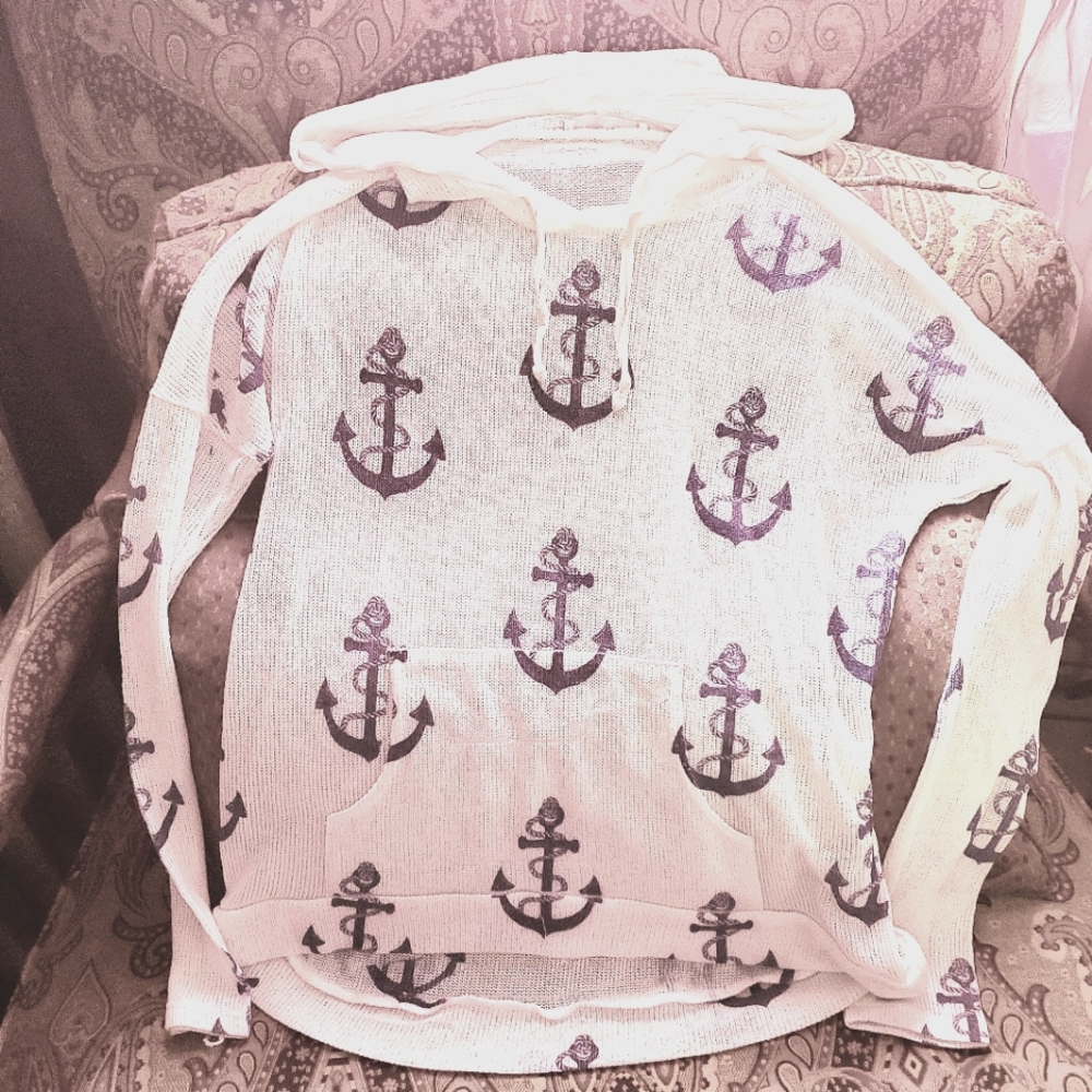 Womans anchor sweater M